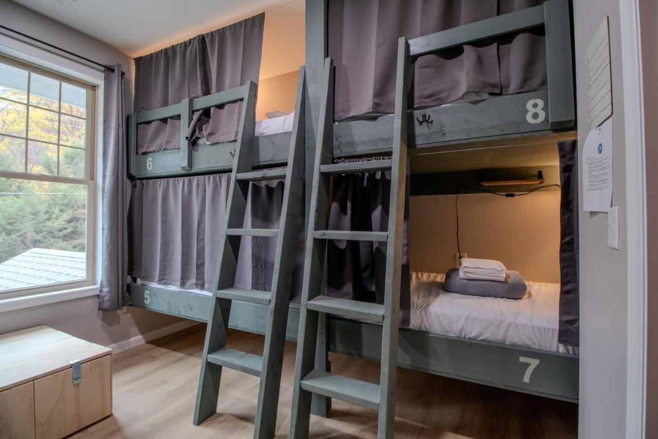 The Lazy Tiger Hostel Woodfin Exteriör bild